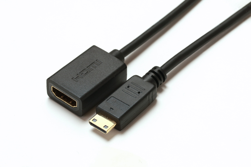 HDMI Type Aメス ⇔ HDMI TypeCケーブル